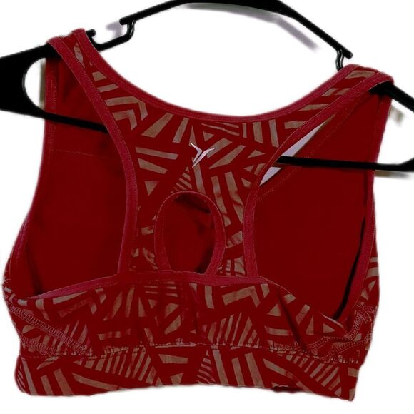 Active USA Red Textured Sports Bra - Picture 2 of 3
